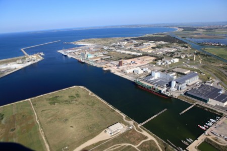 423c23827096d15f6a3f90fd1a691b32_M